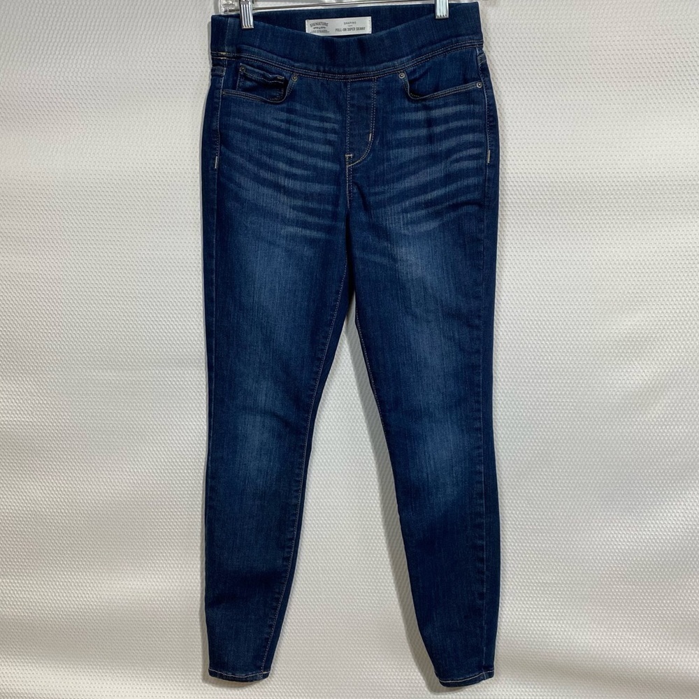 Signature Levi Strauss Pull-On Women’s Shaping Super Skinny Jeans Size 4…
